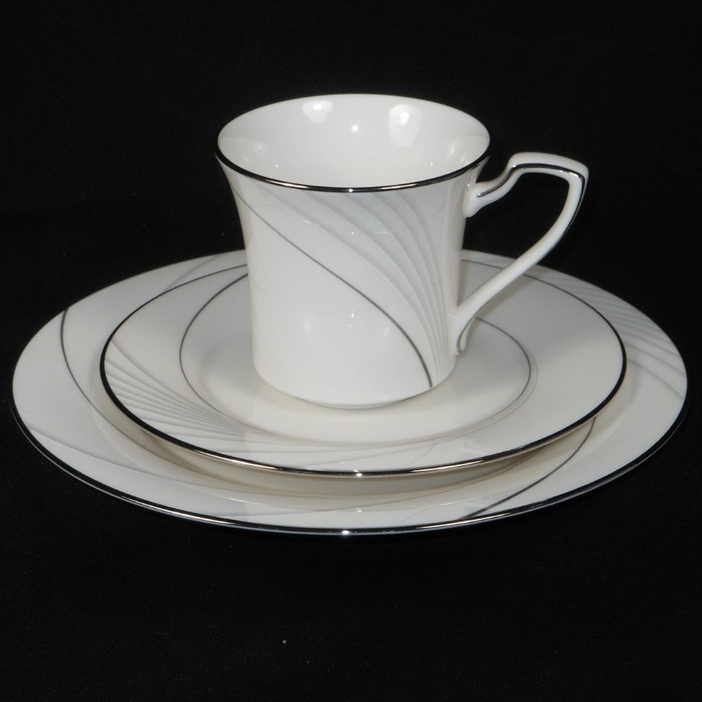 Tea cup, bread & salad plate set. Noritake Japan 7740 Sterling Tide